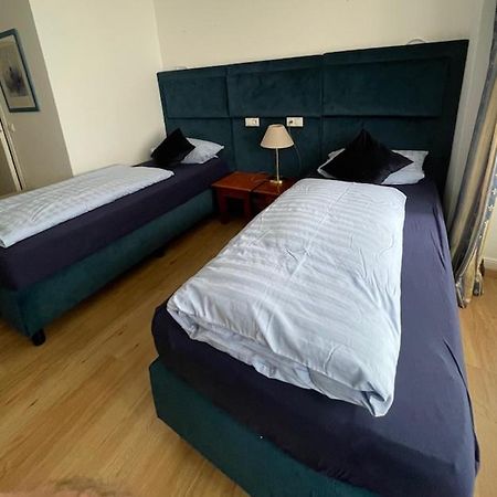 Hotel Am Roonplatz بون المظهر الخارجي الصورة