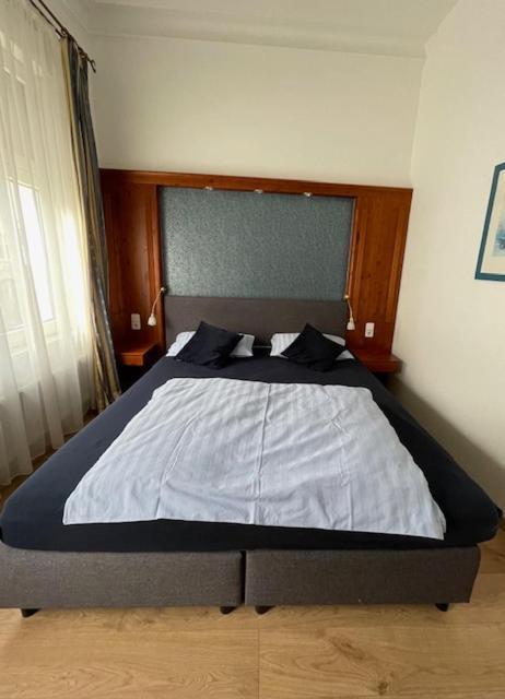 Hotel Am Roonplatz بون المظهر الخارجي الصورة